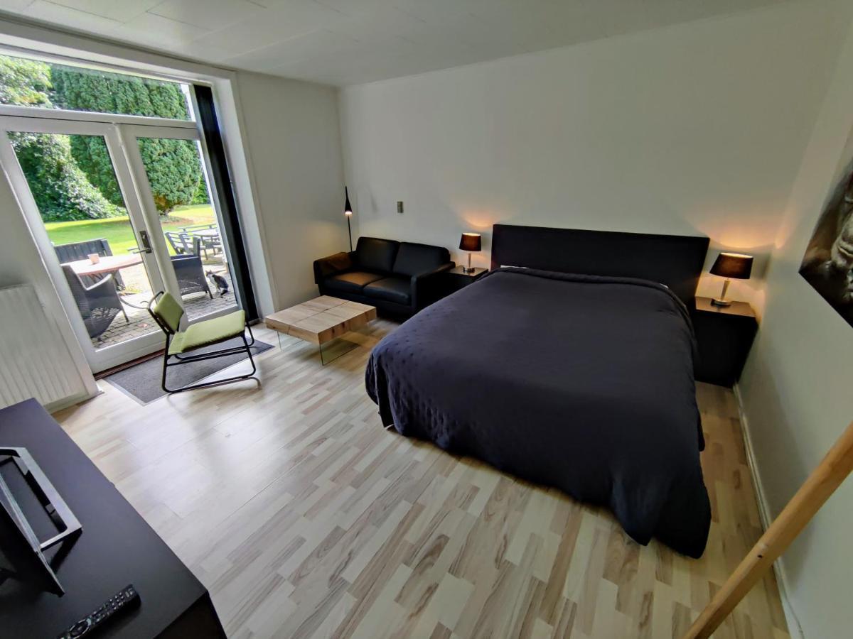 Provstegarden Bed & Breakfast Hovedgard Ngoại thất bức ảnh