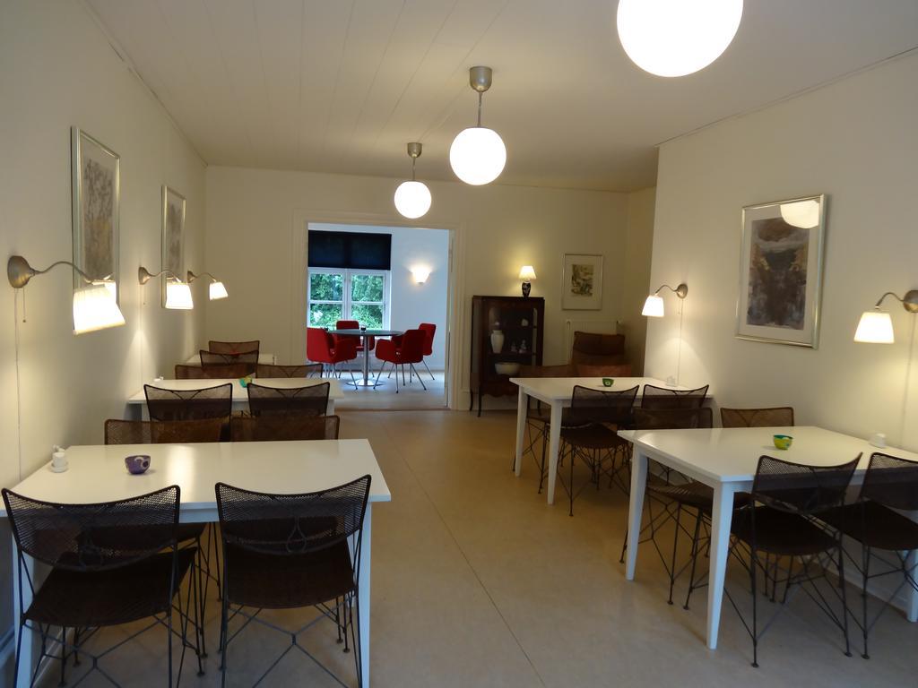 Provstegarden Bed & Breakfast Hovedgard Ngoại thất bức ảnh