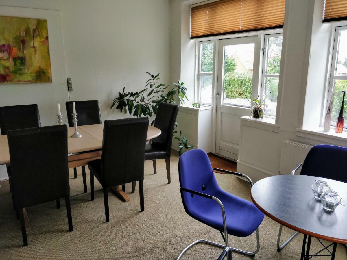 Provstegarden Bed & Breakfast Hovedgard Ngoại thất bức ảnh
